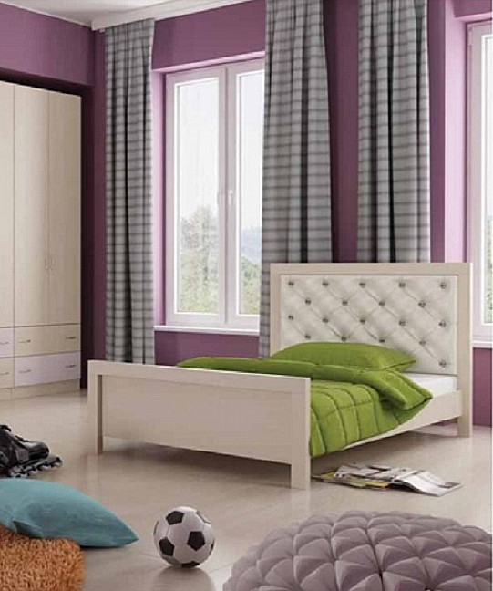 מיטה וחצי ברוחב 1.20 עשויה עץ מבית - House Design דגם כוכבים מיטה וחצי ברוחב 1.20 עשויה עץ מבית - House Design דגם כוכבים